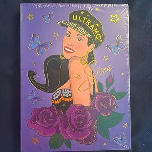 Selena Ultraramo Pallete